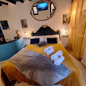  Apartment ωlimpiα Italy